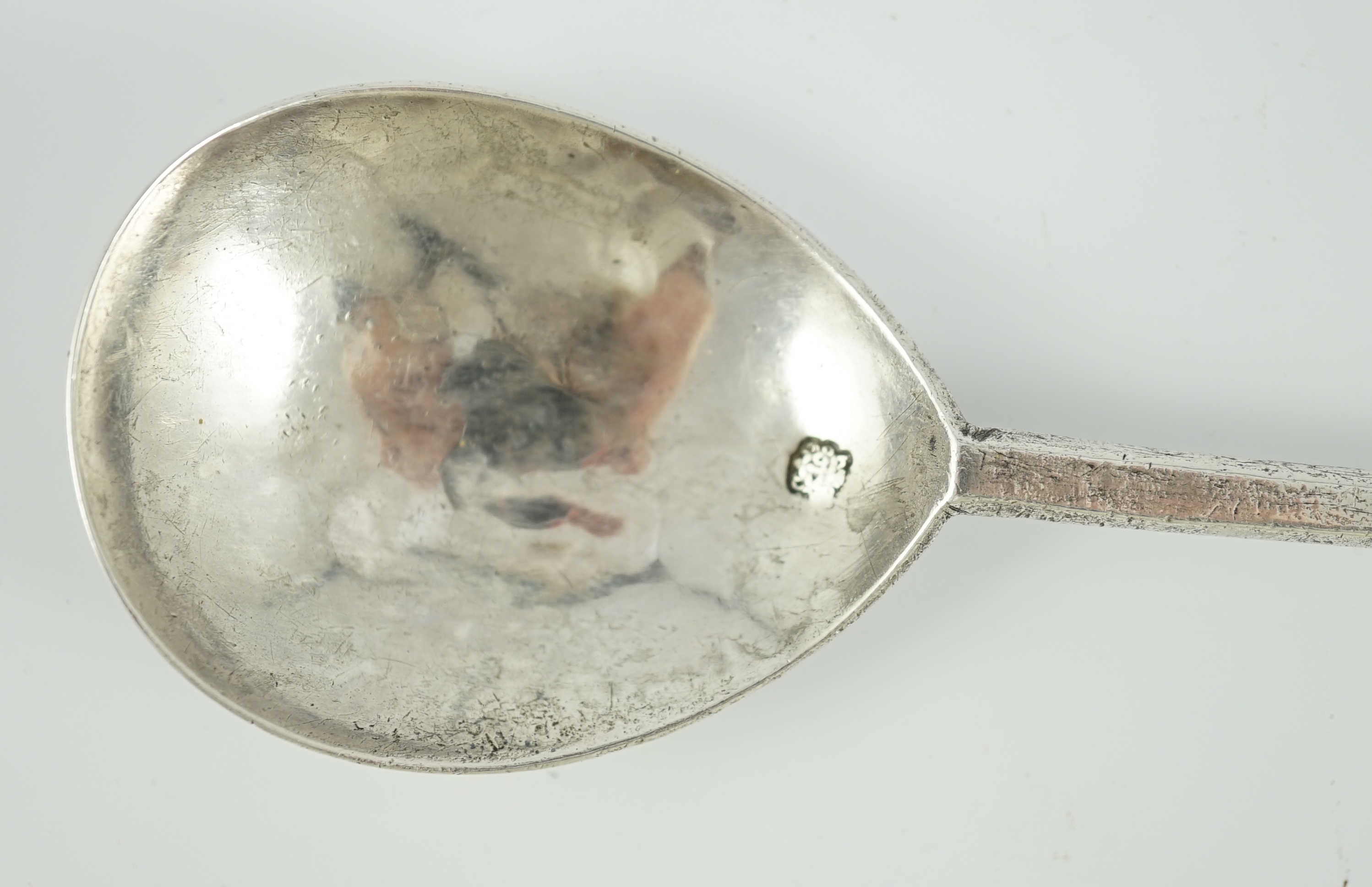 A James I silver seal top spoon, by William Cawdell